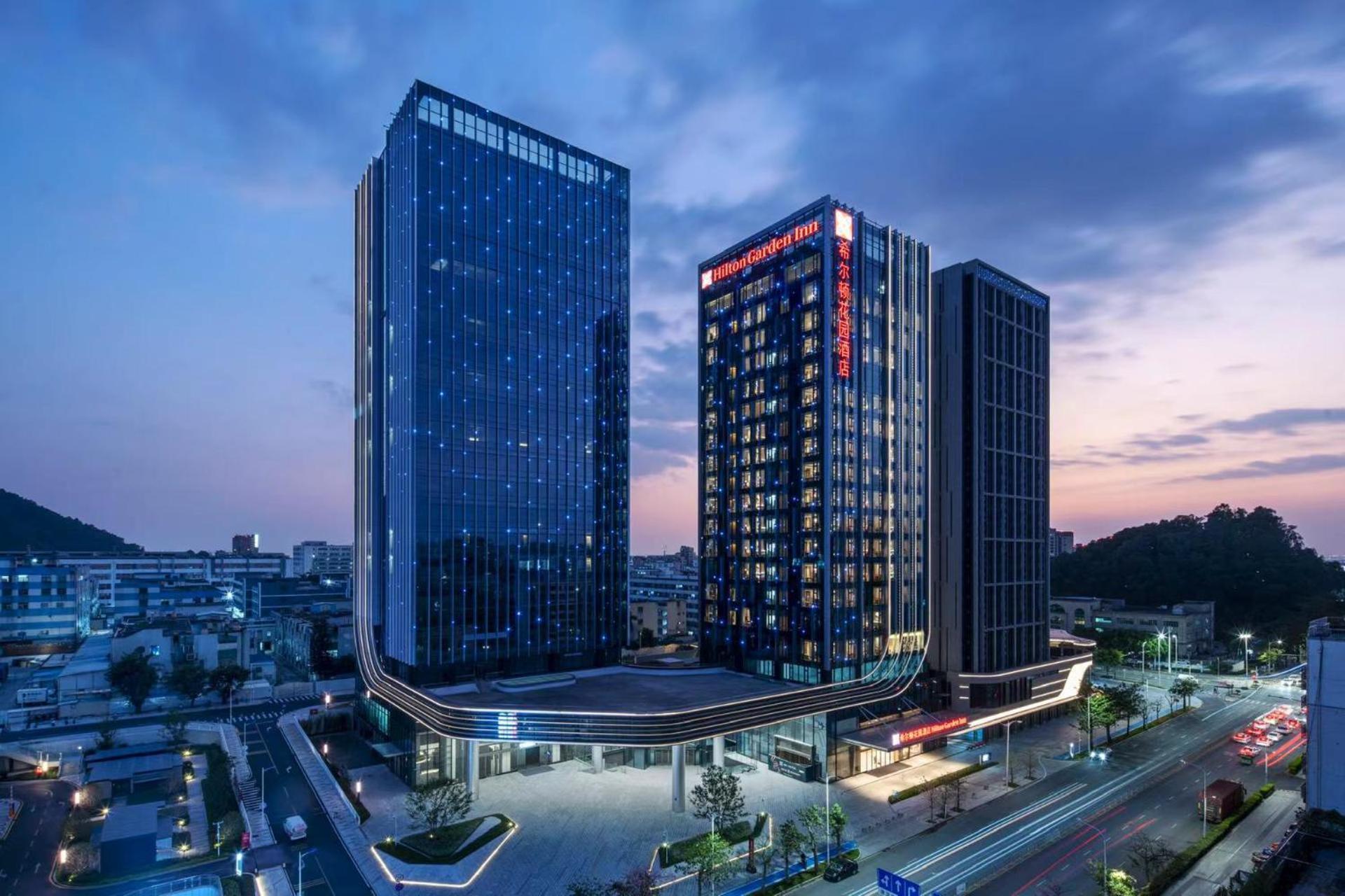 Hilton Garden Inn Shenzhen Airport,Enjoy 24-Hour One Way Free Delivery From Hotel To Shenzhen Baoan Airport On The Hour Eksteriør bilde