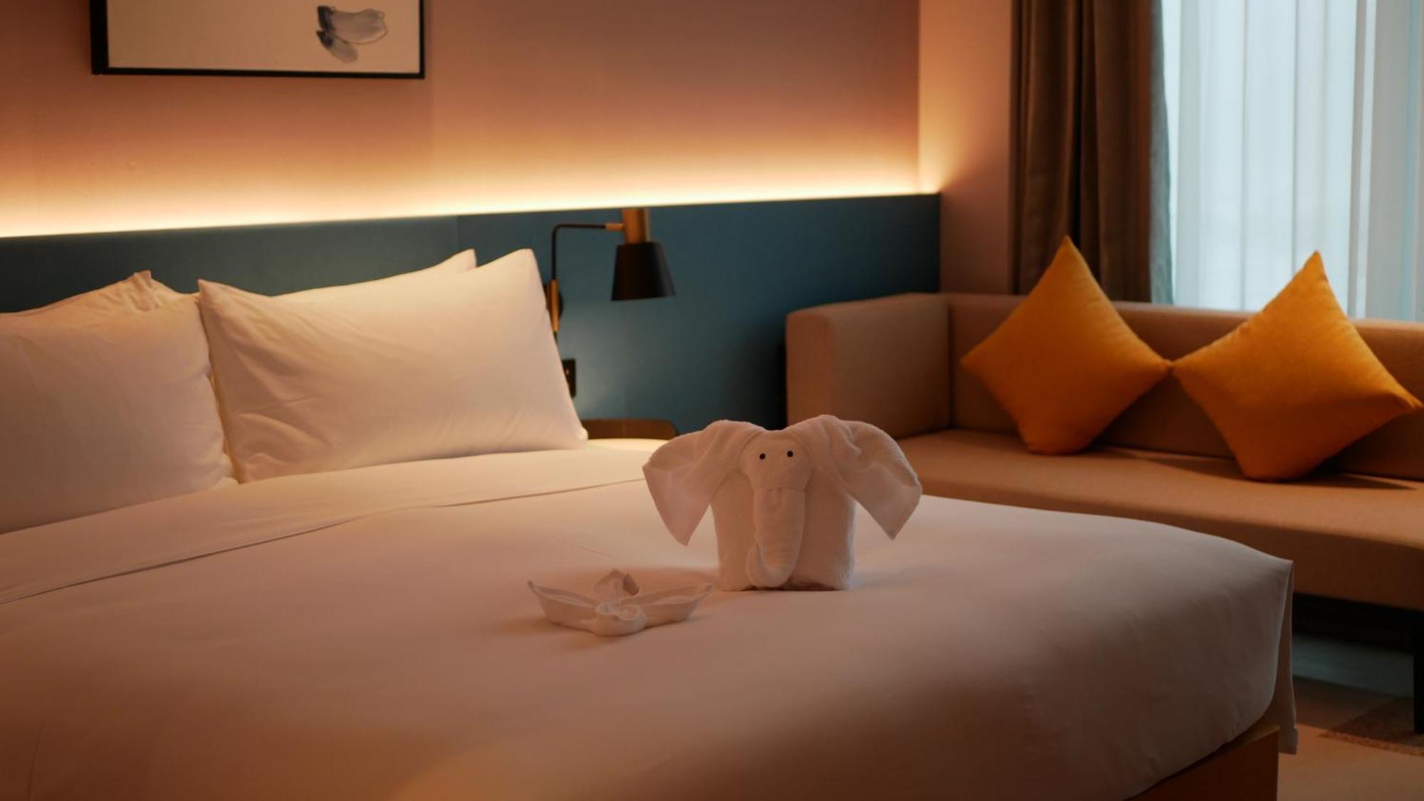 Hilton Garden Inn Shenzhen Airport,Enjoy 24-Hour One Way Free Delivery From Hotel To Shenzhen Baoan Airport On The Hour Eksteriør bilde