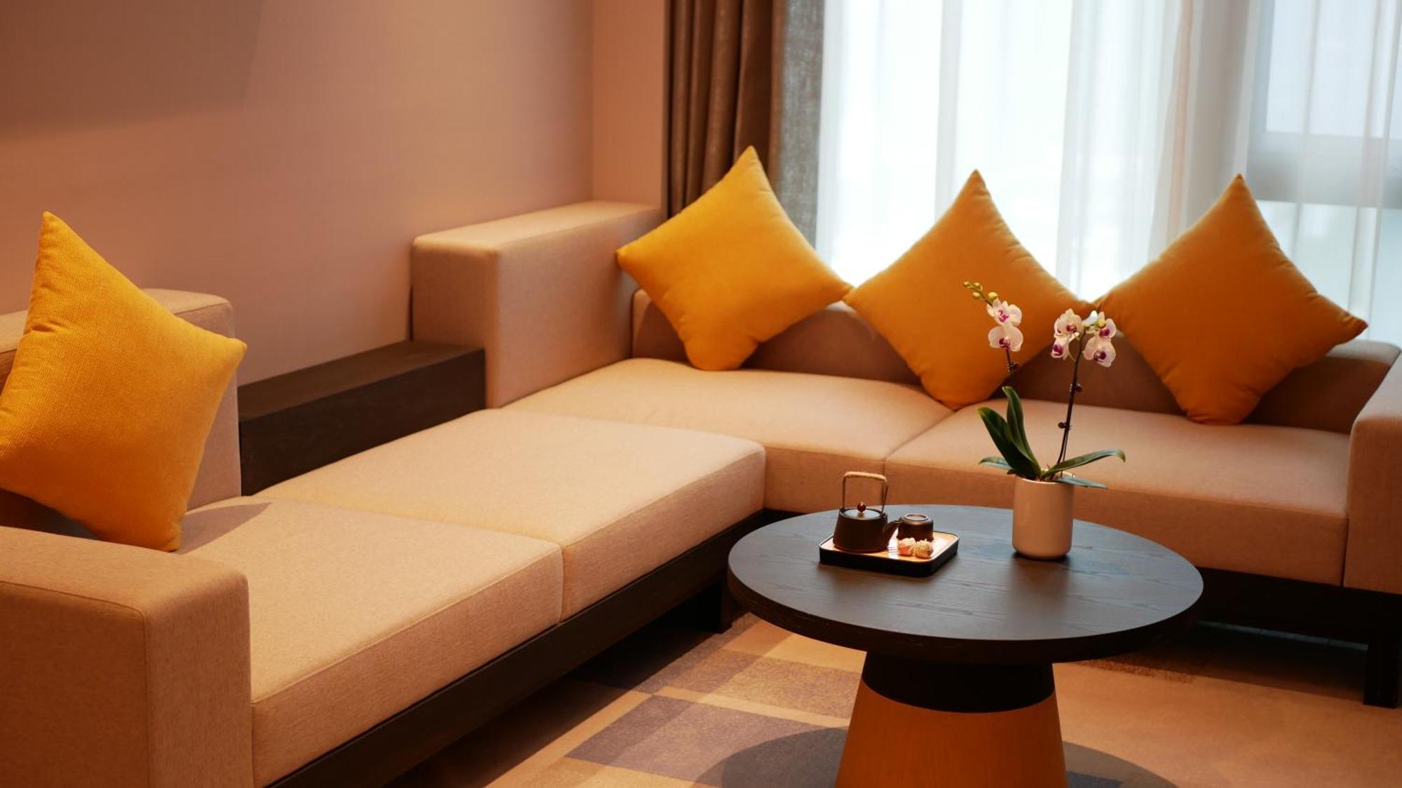 Hilton Garden Inn Shenzhen Airport,Enjoy 24-Hour One Way Free Delivery From Hotel To Shenzhen Baoan Airport On The Hour Eksteriør bilde