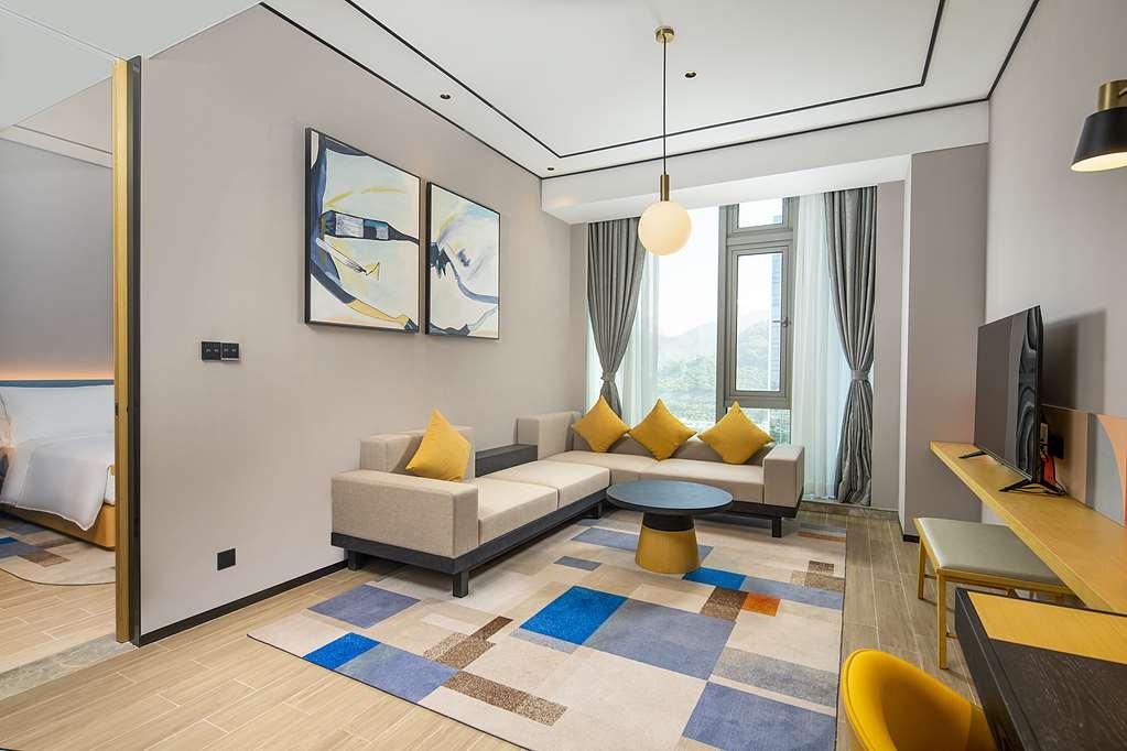 Hilton Garden Inn Shenzhen Airport,Enjoy 24-Hour One Way Free Delivery From Hotel To Shenzhen Baoan Airport On The Hour Rom bilde