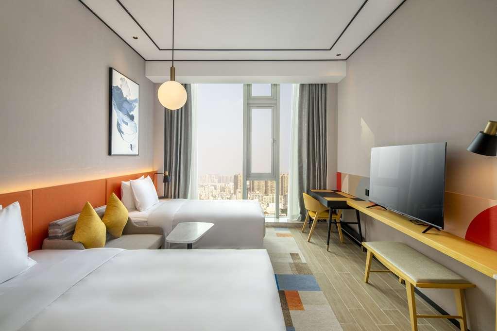 Hilton Garden Inn Shenzhen Airport,Enjoy 24-Hour One Way Free Delivery From Hotel To Shenzhen Baoan Airport On The Hour Rom bilde